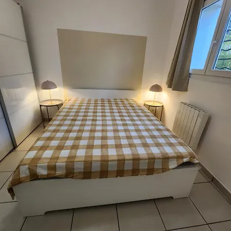 Calme Absolu Avec Parking Dans Belle Bastide Provencale * Tulon