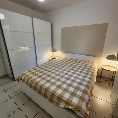 Apartament Calme Absolu Avec Parking Dans Belle Bastide Provencale *
